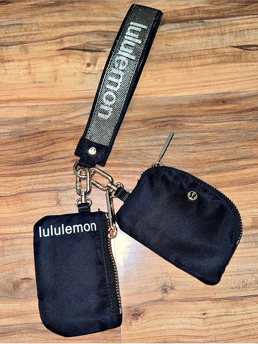 New never used !!lululemon Dual Pouch Wristlet in Black